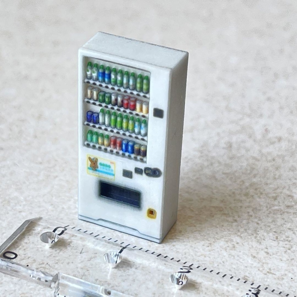 1/64 ミニチュア 飲み物立体 自販機 白 ミニチュアイメージ ジオラマ ミニカーに 住宅模型に 3Dプリンター