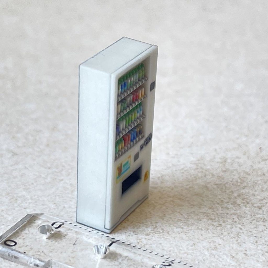 1/64 ミニチュア 飲み物立体 自販機 白 ミニチュアイメージ ジオラマ ミニカーに 住宅模型に 3Dプリンター