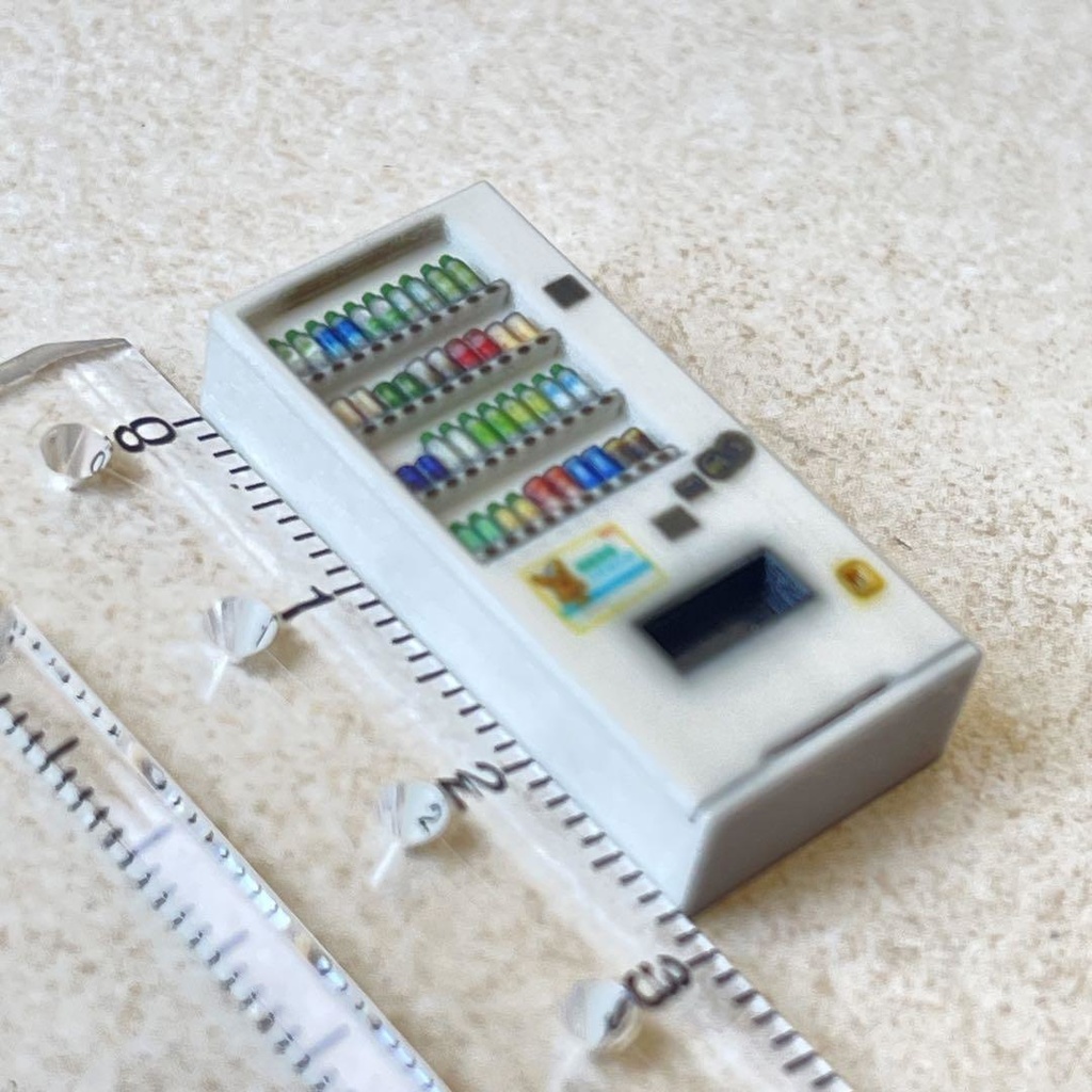 1/64 ミニチュア 飲み物立体 自販機 白 ミニチュアイメージ ジオラマ ミニカーに 住宅模型に 3Dプリンター