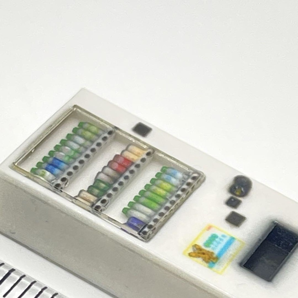 1/64 飲み物立体自販機 自販機 立体自販機 白 ミニチュア ミニカー ジオラマ 住宅模型に 3D ミニチュアイメージ 3Dプリンター