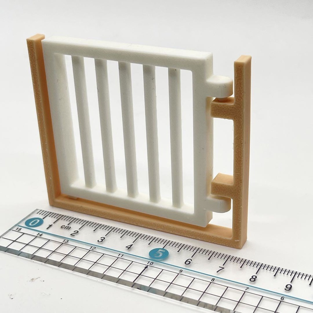 ミニチュア　ベビーゲート　ペットゲート　柵　ドールハウスに　ミニチュアイメージ　３D　