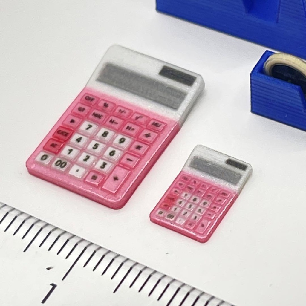 ミニチュア 電卓 テープカッター 文具 フィギュアに 完成品 3D ドールハウスに ミニチュアイメージ