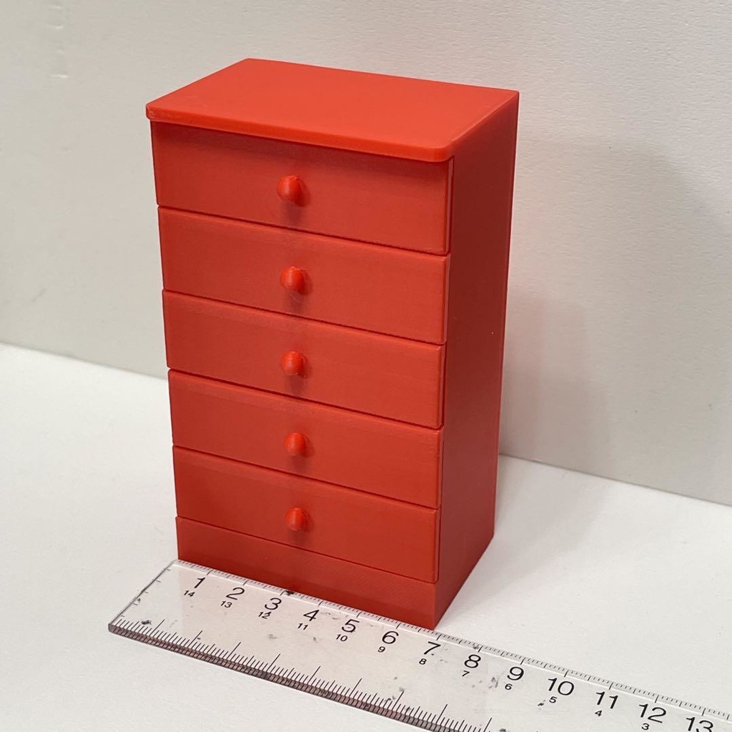 ミニチュア タンス赤 たんす 箪笥 家具 ドールハウスに 完成品 ミニチュアイメージ フィギュアに リカちゃんに ミニチュアイメージ 3D