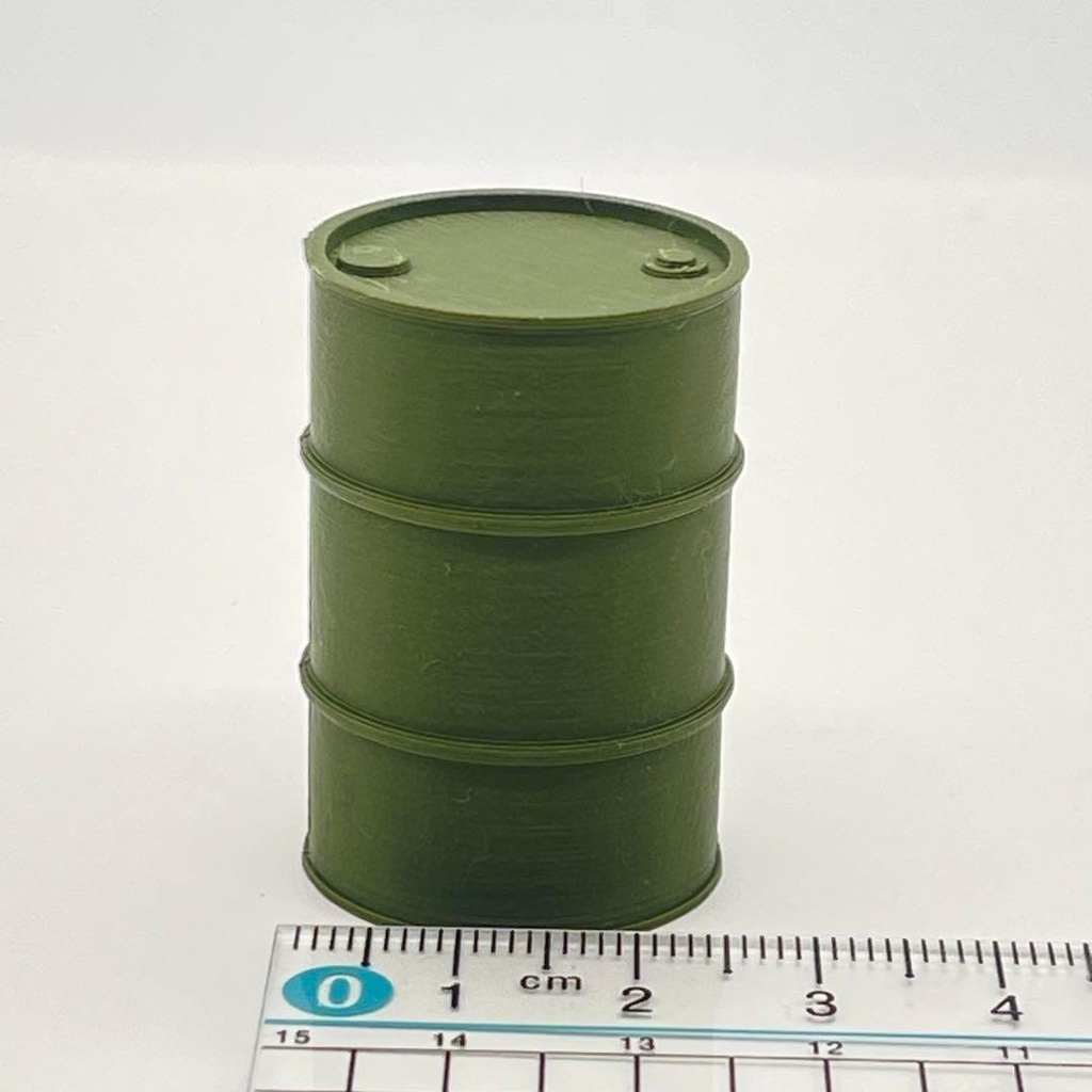 1/24 ドラム缶 アーミーグリーン ミリタリー ミニチュア 完成品 ドールハウスに フィギュアに ミニチュアイメージ 3D ミニカーに フィギュアに
