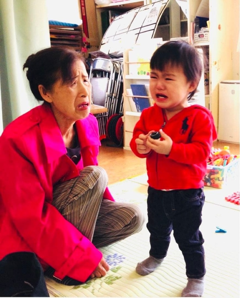 ミニチュア 3cm おばあちゃんと孫 フィギュア リアルフィギュア 3Dフィギュア ミニチュアイメージ ミニカー ジオラマ トミカに 3Dプリンタ