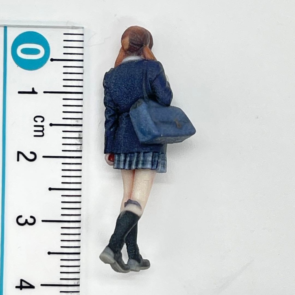 1/43 3DA-X-PT-008 女子高生 フィギュア 1/64より大 ミニチュアイメージ リアルフィギュア 3Dフィギュア ジオラマ ミニカーに ミニチュア