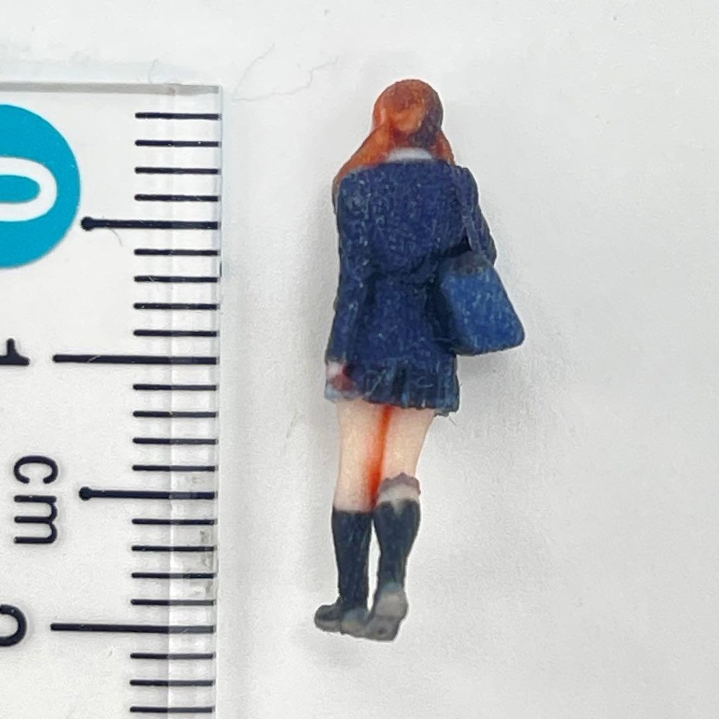 HOゲージ 3DA-X-PT-008 女子高生 フィギュア 3Dフィギュア ミニチュア ジオラマ 鉄道模型に ミニチュアイメージ 完成品
