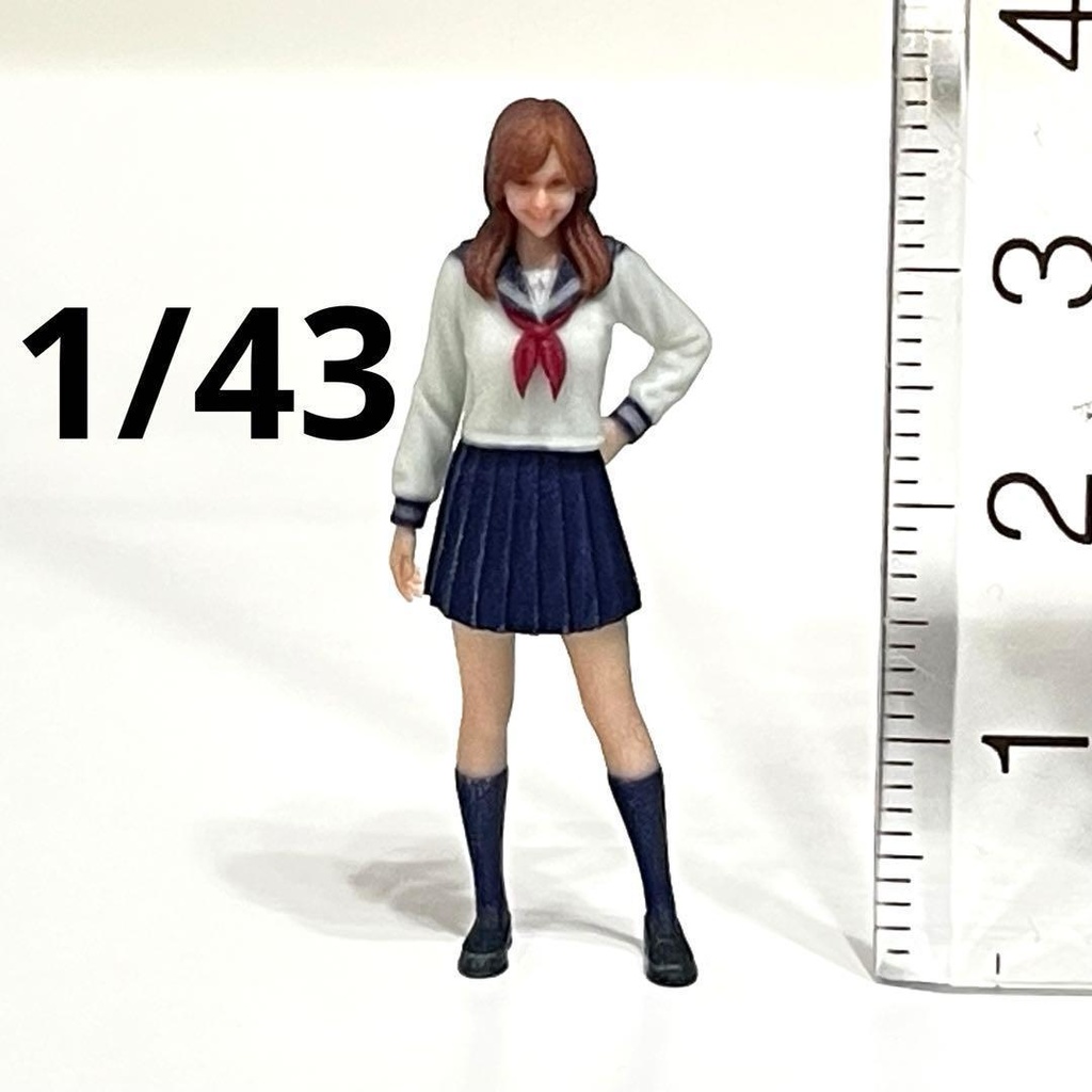 1/43 フィギュア　リアルフィギュア　セーラー服　ミニチュア　ジオラマ　ミニカー　完成品　ミニチュアイメージ