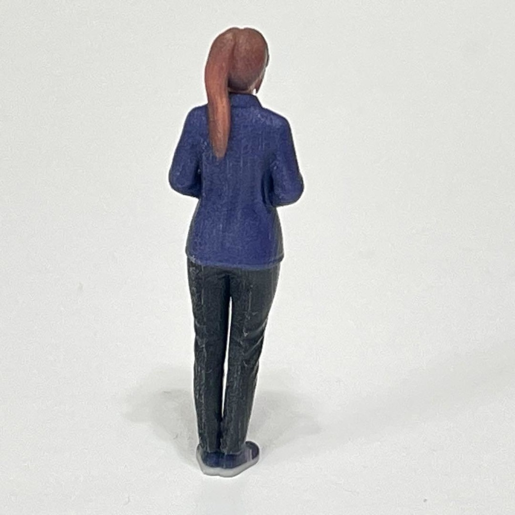 1/64 フィギュア リアルフィギュア コンビニ店員 ファミマ風 完成品 ミニチュア ミニチュアイメージ ミニカー ジオラマ 完成品 3Dフィギュア