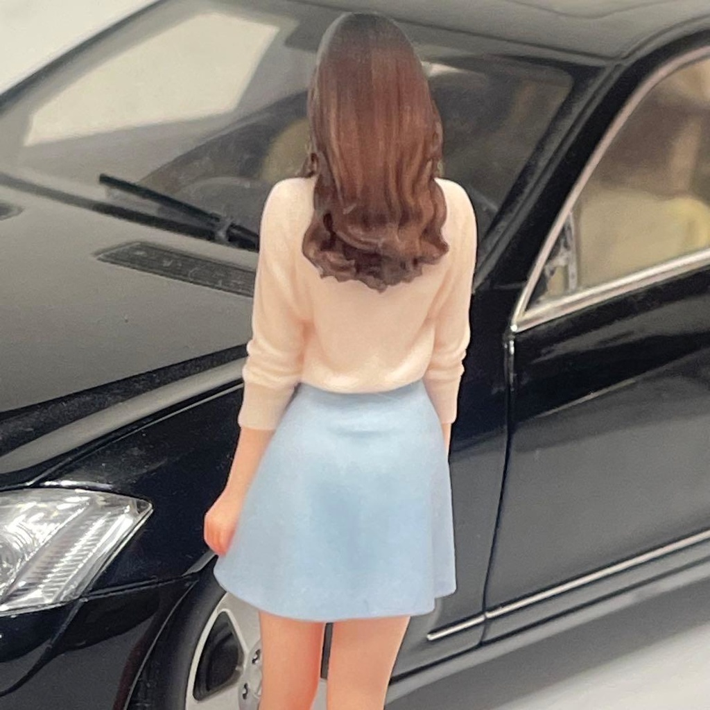 1/18 可愛いお姉さん フィギュア 完成品 ミニカーに ミニチュアイメージ リアルフィギュア 完成品 3Dフィギュア ドールハウスに