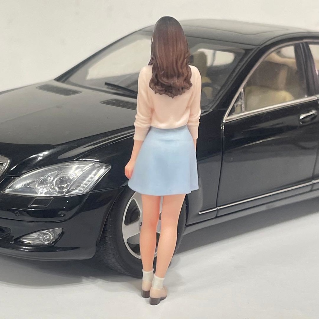 1/18 可愛いお姉さん フィギュア 完成品 ミニカーに ミニチュアイメージ リアルフィギュア 完成品 3Dフィギュア ドールハウスに