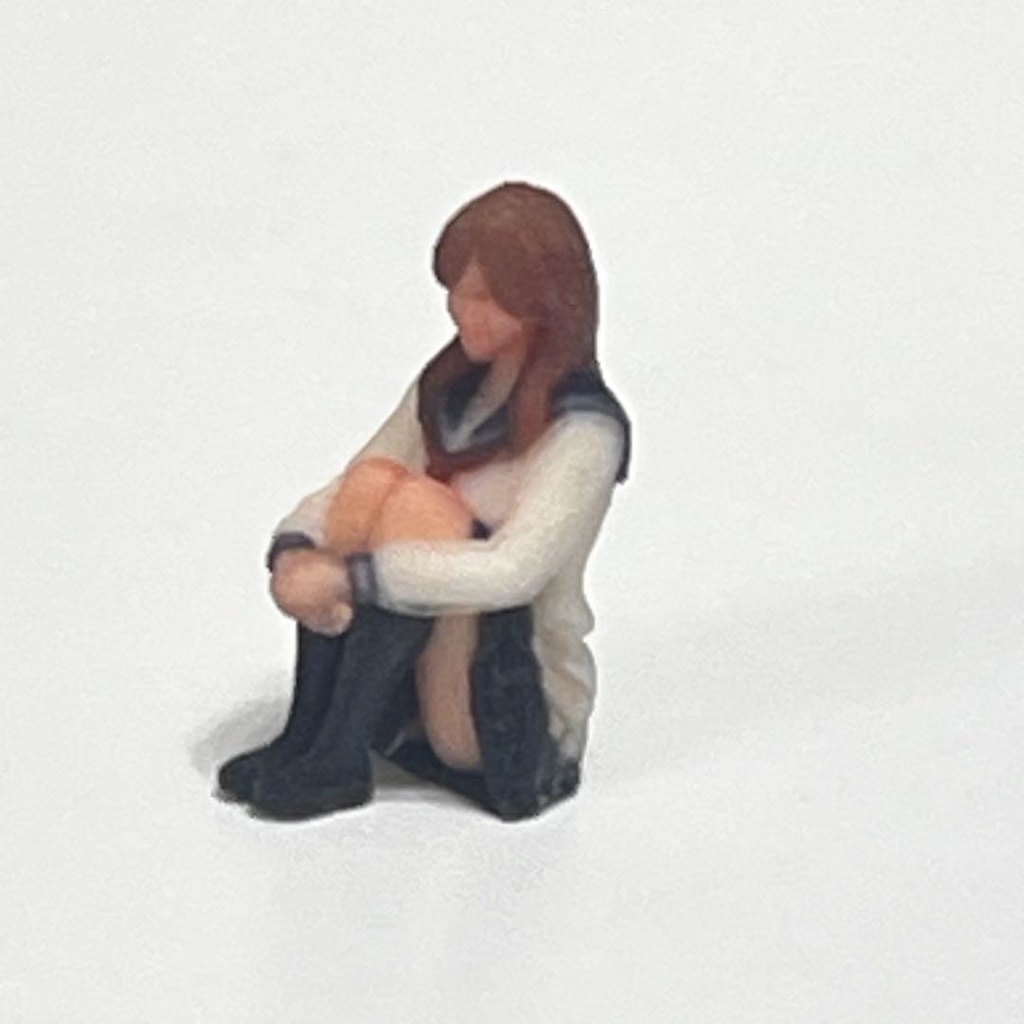 1/64 フィギュア セーラー服 体育座り リアルフィギュア ミニチュアイメージ ミニカーに 完成品