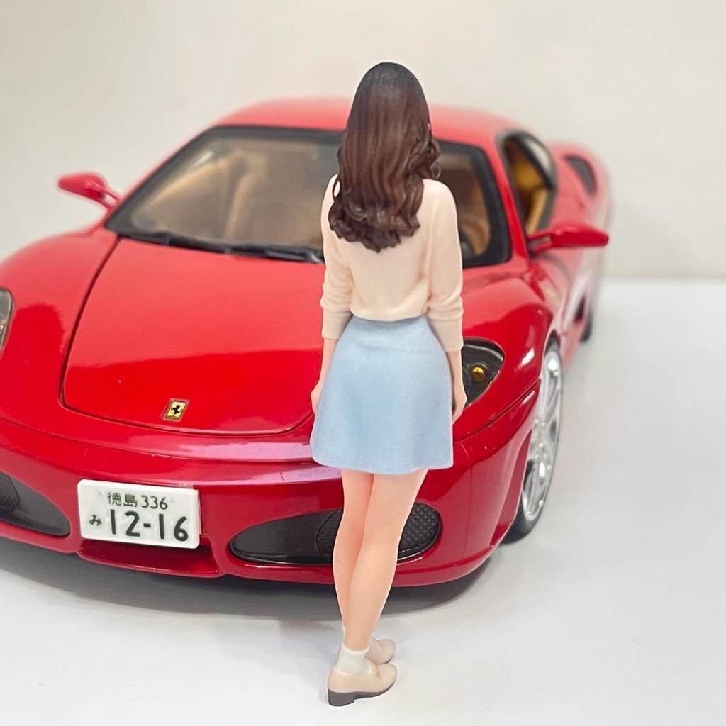 1/18 フィギュア スカート リアルフィギュア ミニチュアイメージ ミニカーに 完成品