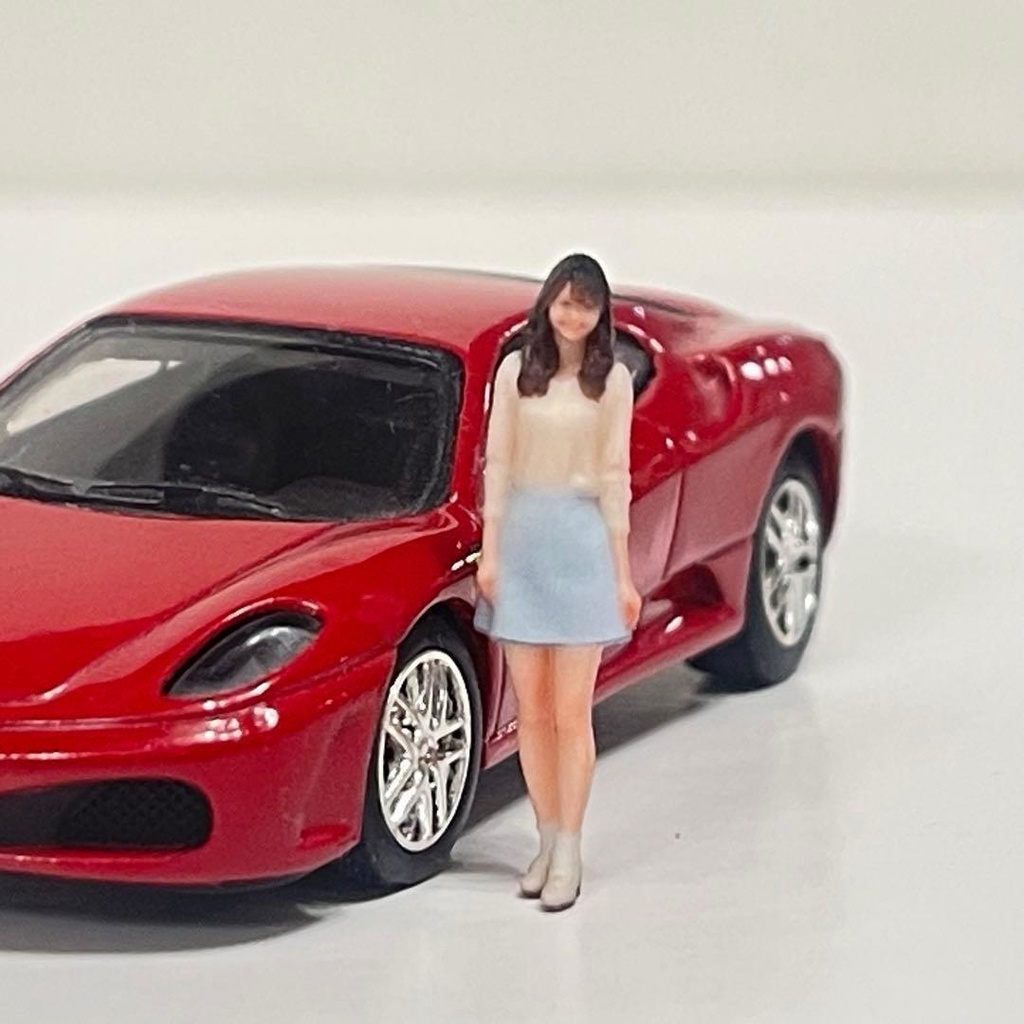 1/64 フィギュア スカート リアルフィギュア ミニチュアイメージ ミニカーに 完成品