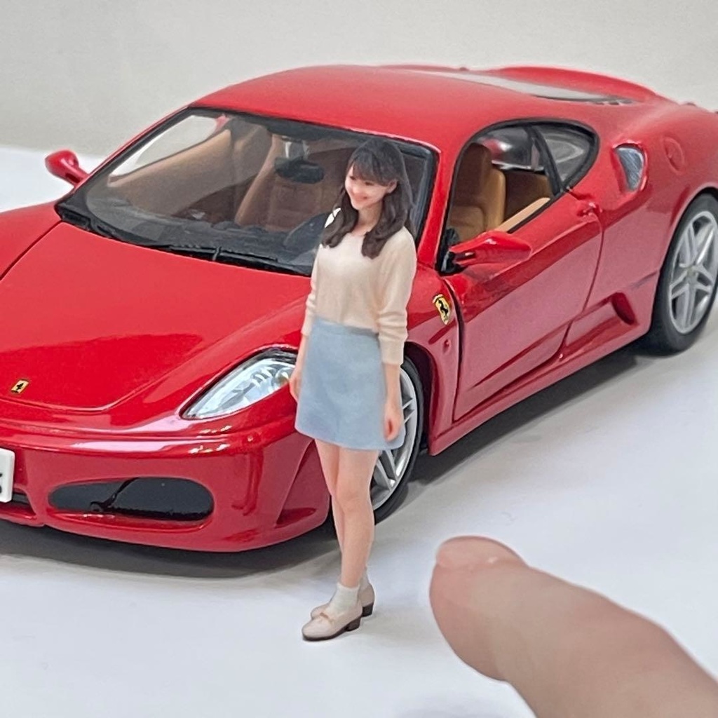 1/24 フィギュア スカート リアルフィギュア ミニチュアイメージ ミニカーに 完成品