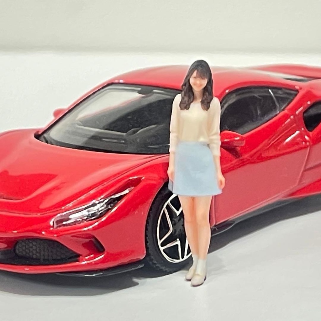 1/43 フィギュア スカート リアルフィギュア ミニチュアイメージ ミニカーに 完成品