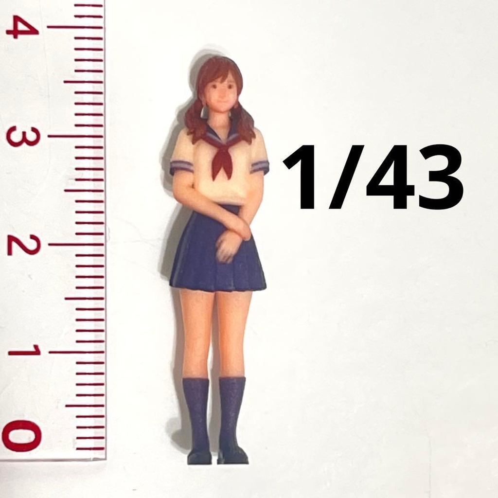 1/43　フィギュア　セーラー服　半袖　リアルフィギュア　ミニチュアイメージ　完成品