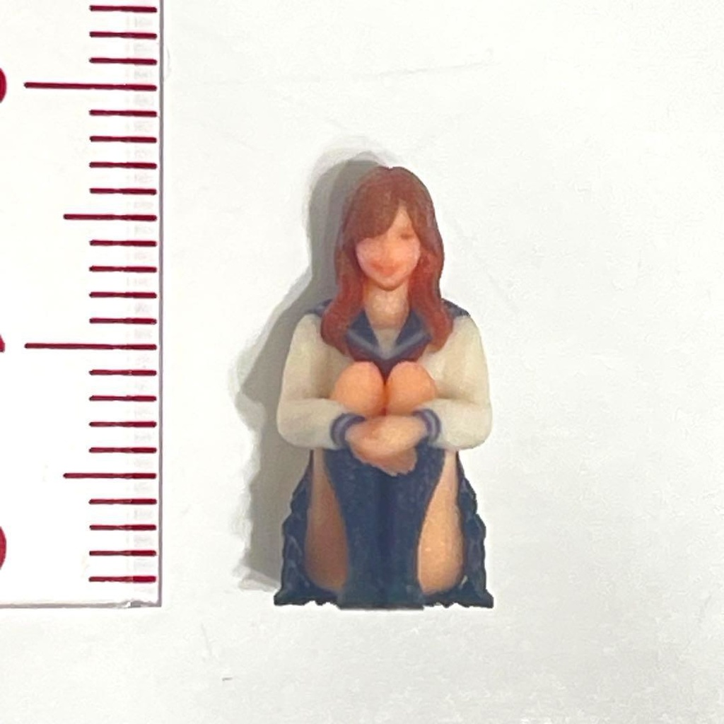 1/43 フィギュア セーラー服 体育座り JK リアルフィギュア ミニチュアイメージ 完成品