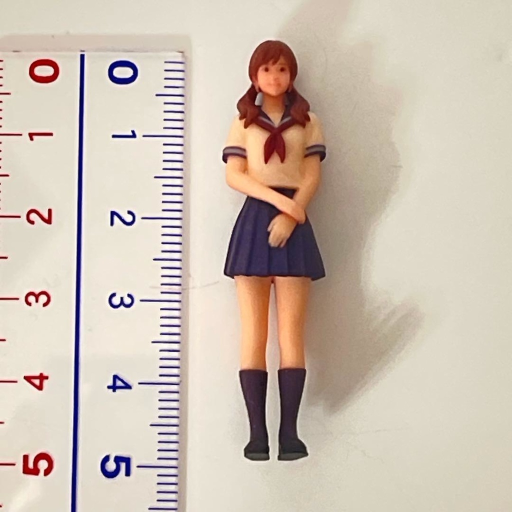 1/32 セーラー服 半袖 リアルフィギュア ミニチュアイメージ 完成品