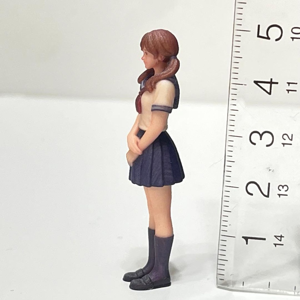 1/32 セーラー服 半袖 リアルフィギュア ミニチュアイメージ 完成品