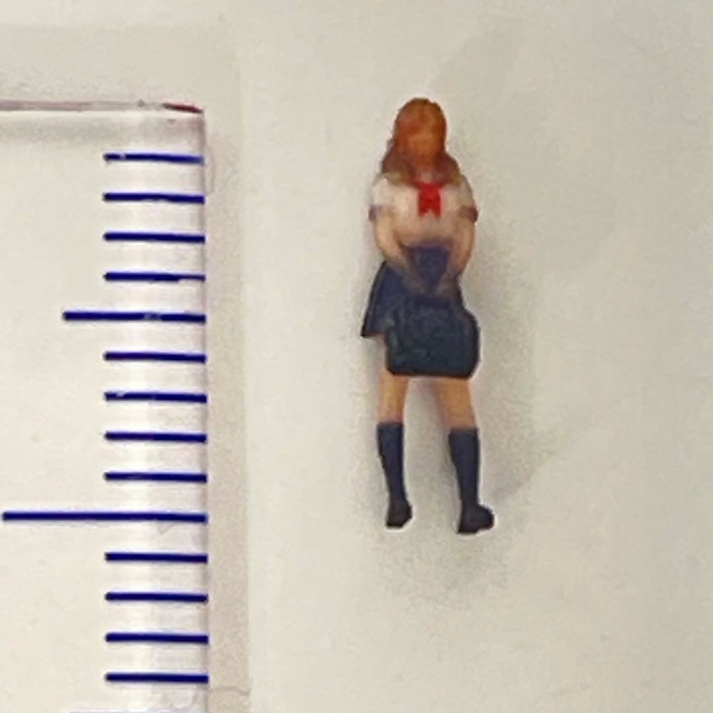 1/150 Nゲージ フィギュア JK セーラー服 半袖 カバン リアルフィギュア ミニチュアイメージ 完成品