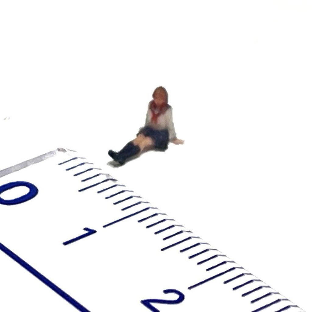 1/150 Nゲージ フィギュア JK セーラー服 足伸ばし リアルフィギュア ミニチュアイメージ 完成品