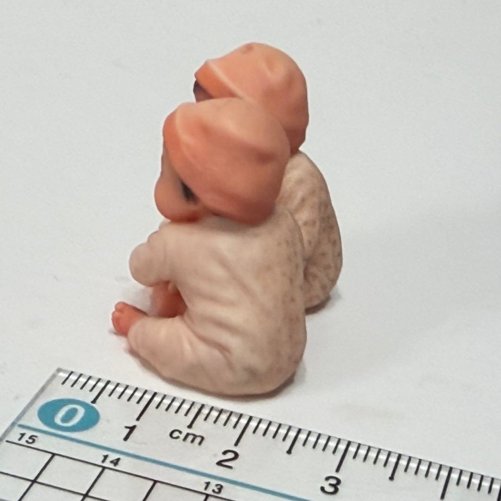 ミニチュア 双子 赤ちゃん フィギュア 完成品 リアルフィギュア ミニチュアイメージ 塗装済み完成品 ドールハウスに ジオラマに ミニカーに