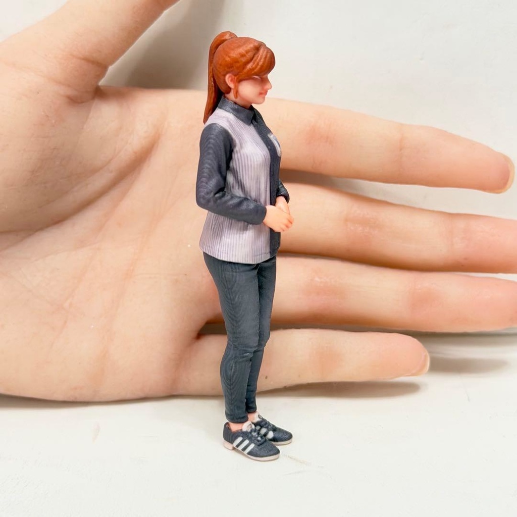 1/18 コンビニ店員L ローソン風 フィギュア ミニチュア リアルフィギュア 3Dフィギュア ミニチュアイメージ 完成品 塗装済み完成品