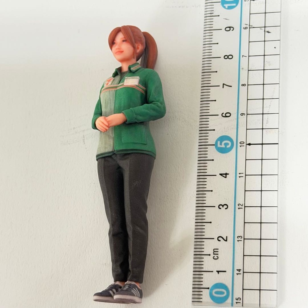 1/18 コンビニ店員S フィギュア リアルフィギュア ミニチュア ドールハウスに ミニカーに 3Dフィギュア 塗装済み完成品 完成品