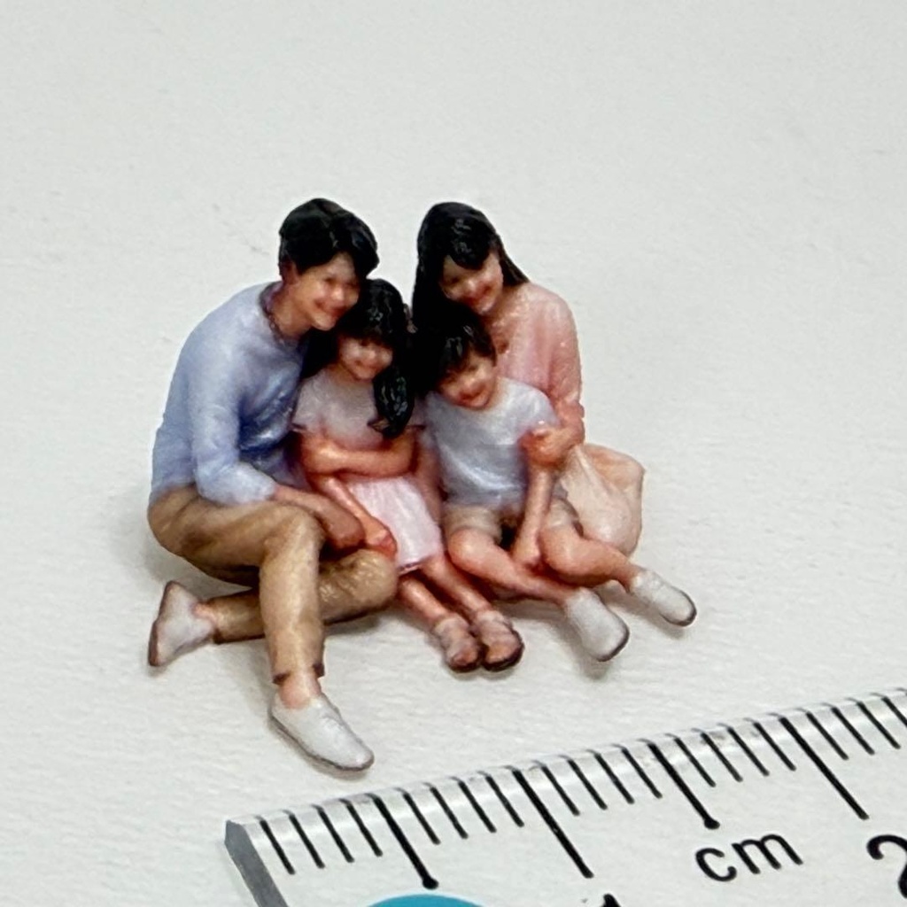 1/64 家族 フィギュア リアルフィギュア 完成品 塗装済み完成品 トミカに ミニカーに ミニチュアイメージ 3D 住宅模型