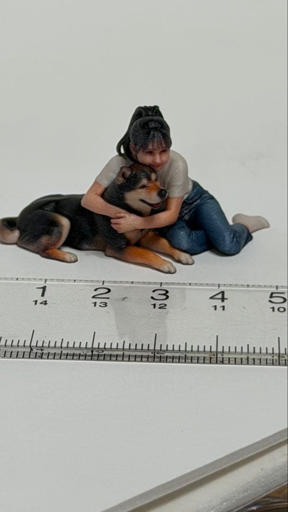 1/24 お姉さんとぽん太 犬 フィギュア リアルフィギュア 写真一枚からフィギュア 完成品 ミニチュアイメージ ミニカー ドールハウス ジオラマに