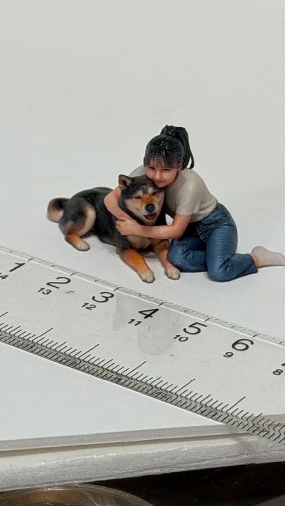 1/24 お姉さんとぽん太 犬 フィギュア リアルフィギュア 写真一枚からフィギュア 完成品 ミニチュアイメージ ミニカー ドールハウス ジオラマに