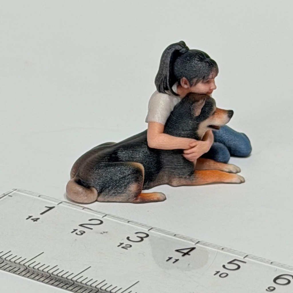 1/24 お姉さんとぽん太 犬 フィギュア リアルフィギュア 写真一枚からフィギュア 完成品 ミニチュアイメージ ミニカー ドールハウス ジオラマに