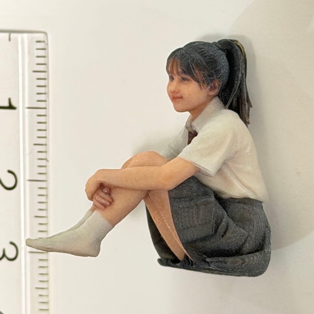 1/24 3996 フィギュア 女子高生 完成品 ミニチュア リアルフィギュア ミニチュアイメージ 3Dフィギュア ミニカー ドールハウス ジオラマに