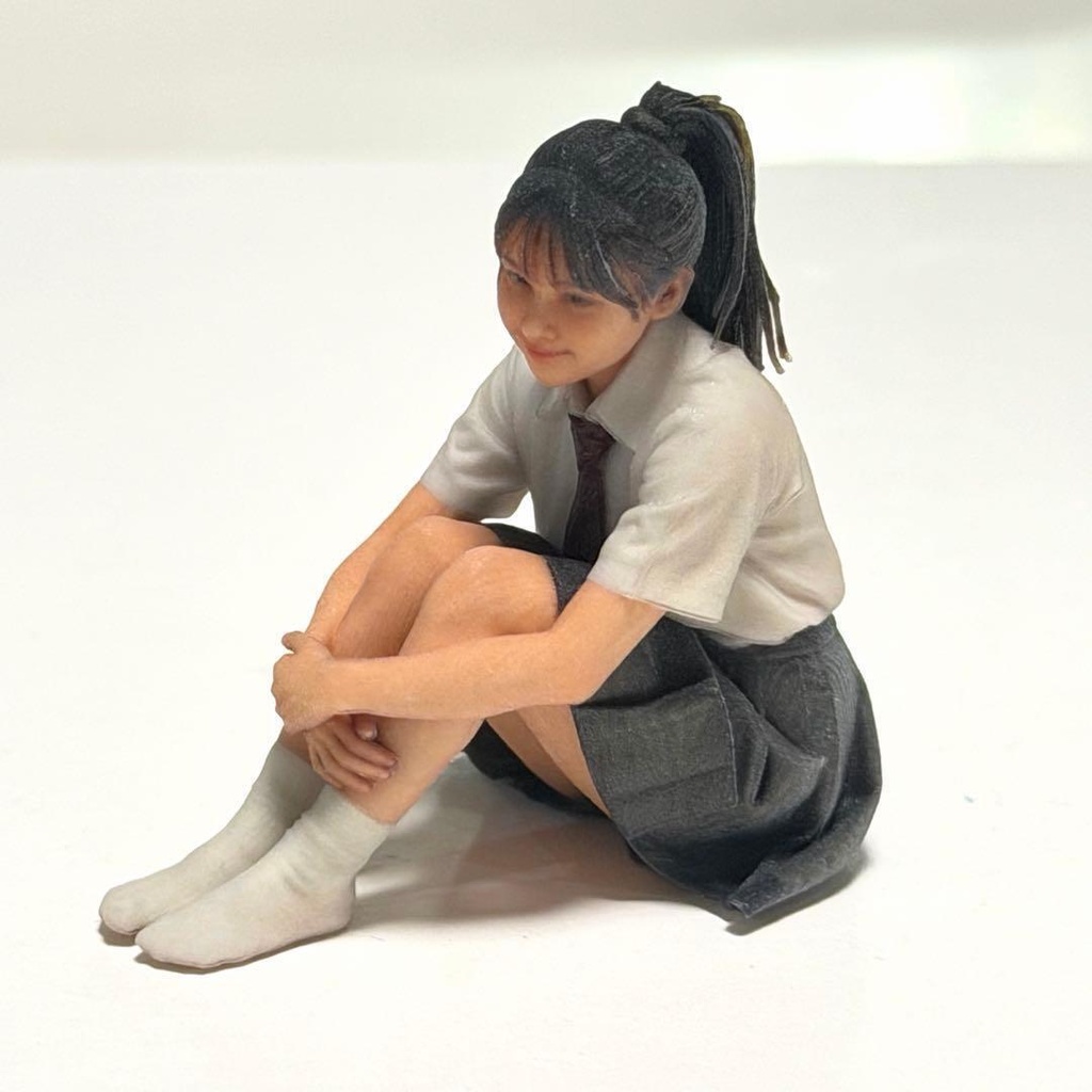 1/18 3996 フィギュア 女子高生 体育座り ミニチュアイメージ リアルフィギュア ミニカー ジオラマ 3Dフィギュア