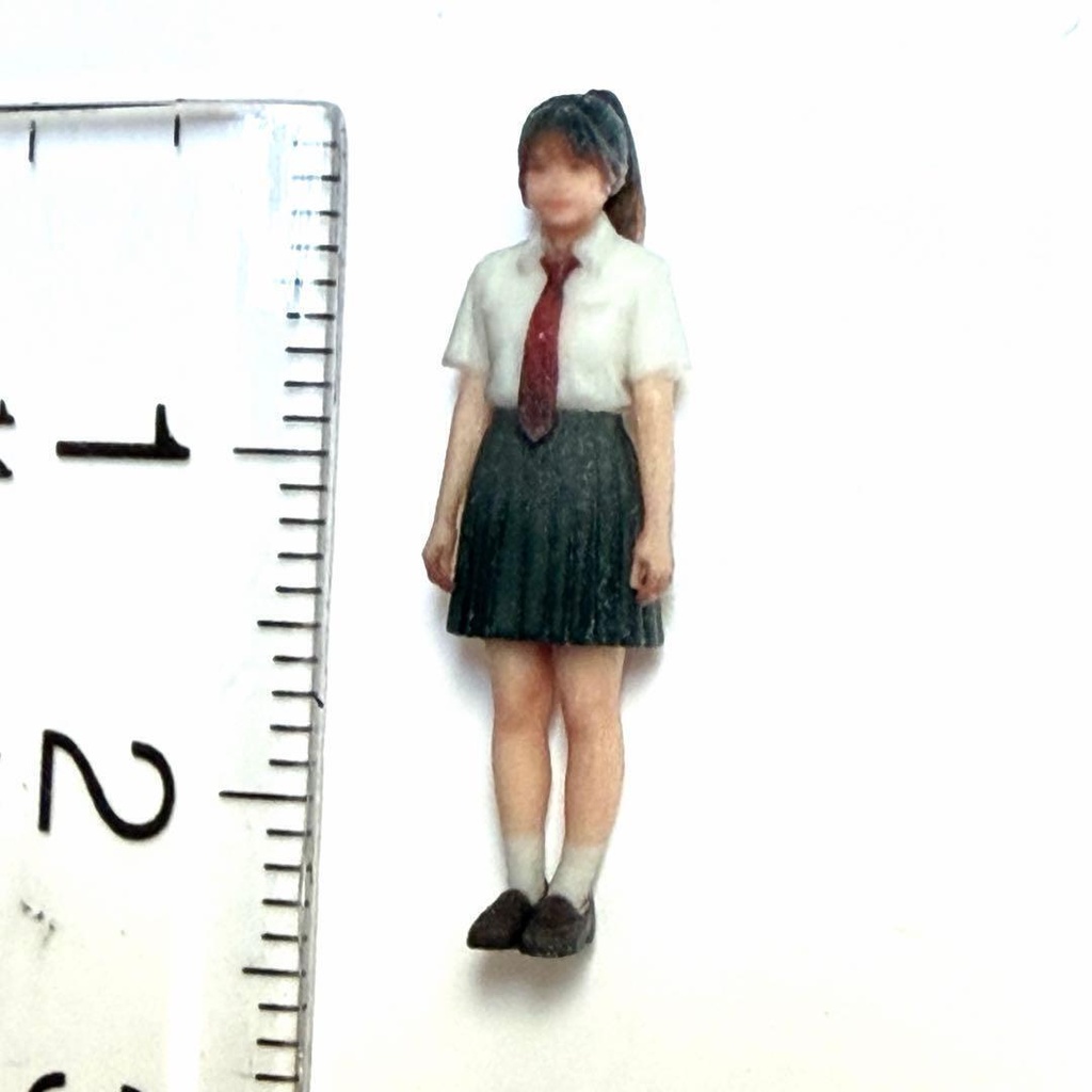 1/64 3978 フィギュア 女子高生 直立 リアルフィギュア ミニチュアイメージ ミニカー トミカ ジオラマに