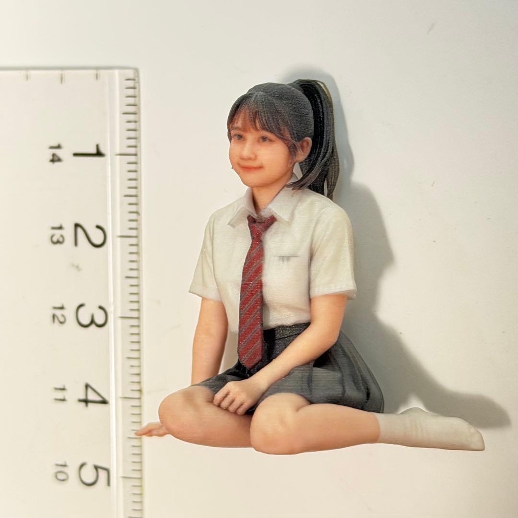 1/18 3997 フィギュア 女子高生 お姉さん座り 完成品 リアルフィギュア 3Dフィギュア ミニチュアイメージ ミニカー ジオラマ ドールハウスに 精密