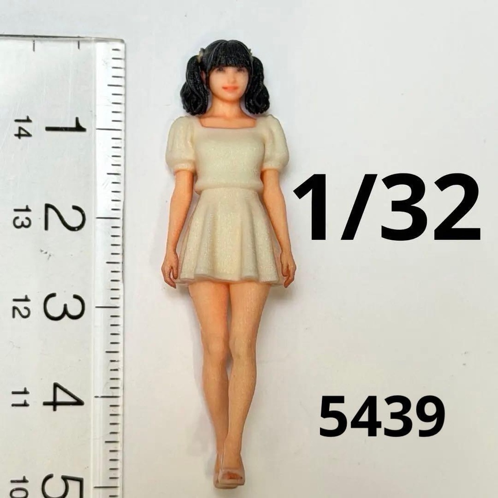 1/32 5439 フィギュア ツインテール 完成品 リアルフィギュア 3Dフィギュア ミニチュアイメージ ミニカー ジオラマ