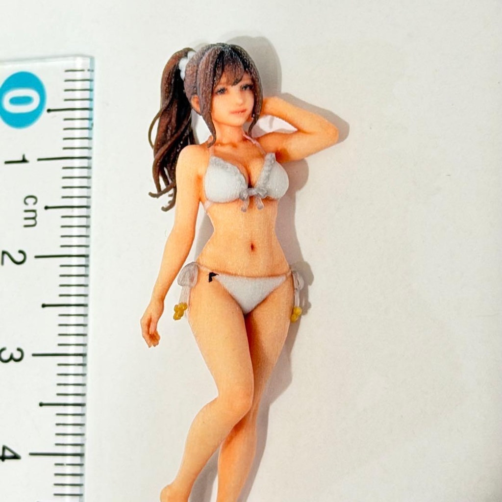 1/32 8001-04 フィギュア 完成品 ミニチュア ジオラマ ミニカーに リアルフィギュア ミニチュアイメージ 水着 3Dフィギュア