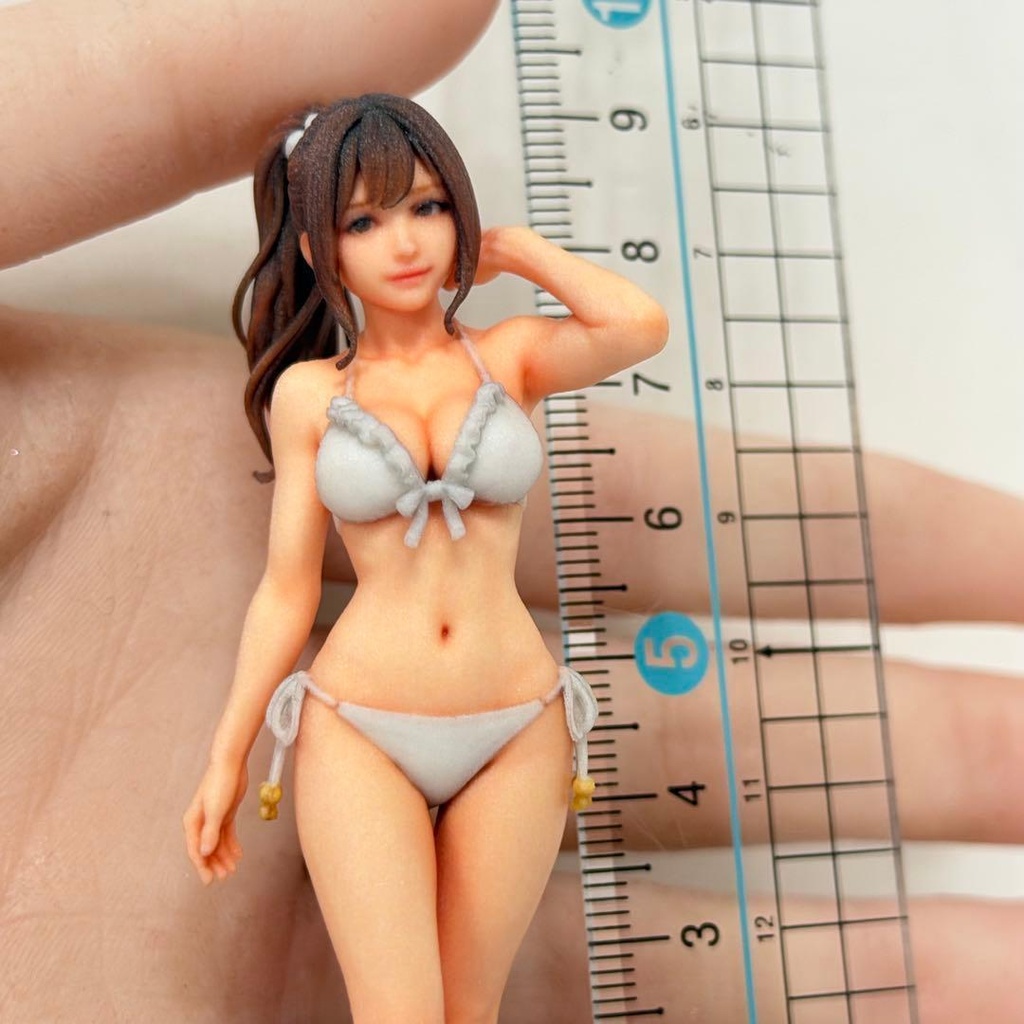 1/18 8001-04 フィギュア 水着 完成品 リアルフィギュア ミニチュアイメージ ミニカーに ドールハウスに ジオラマに 3Dフィギュア