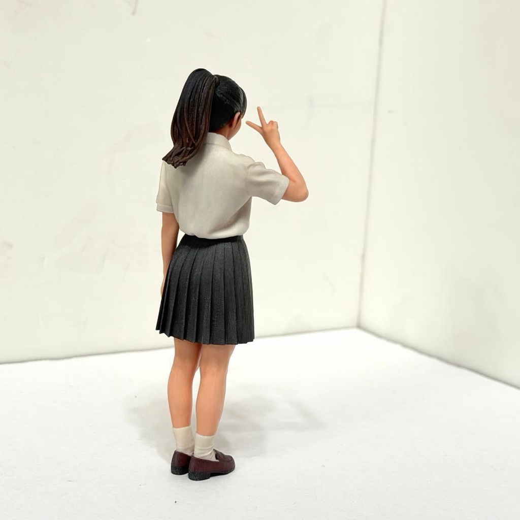 1/12 3994 フィギュア 女子高生 ピース 完成品 リアルフィギュア ミニチュアイメージ ドールハウスに 3D