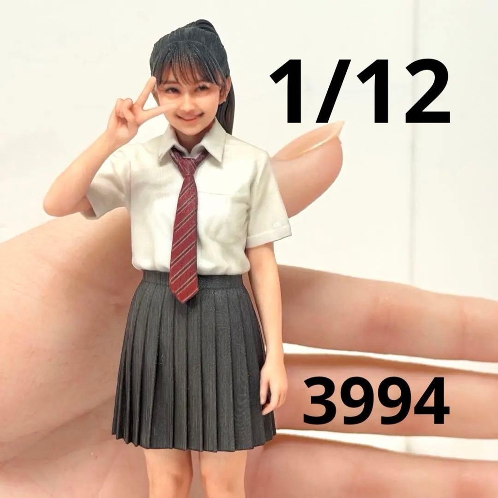 1/12 3994 フィギュア　女子高生　ピース　完成品　リアルフィギュア　ミニチュアイメージ　ドールハウスに　3D