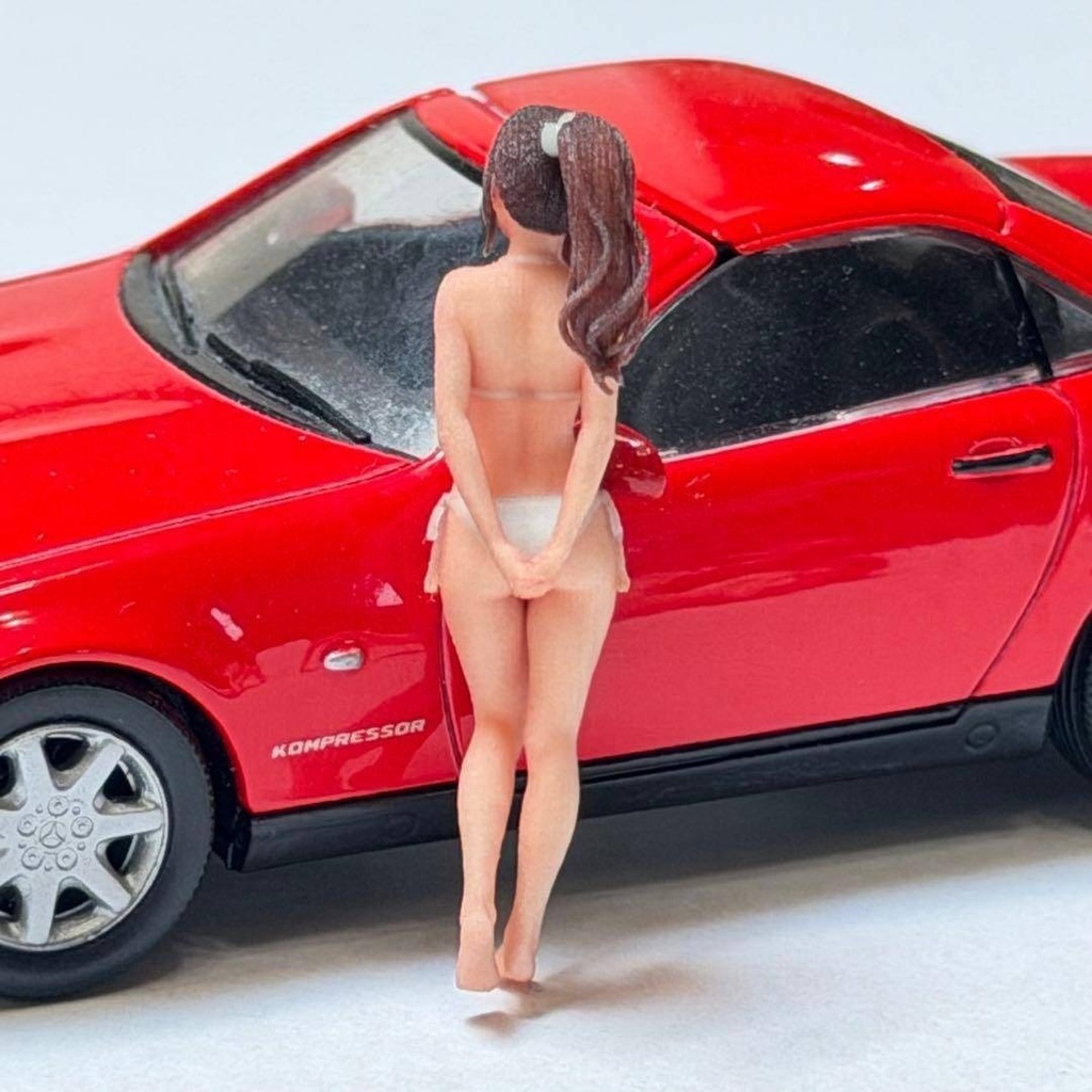 1/43 フィギュア 8011-02 完成品 ミニカーに 1/64より大 ミニチュアイメージ リアルフィギュア