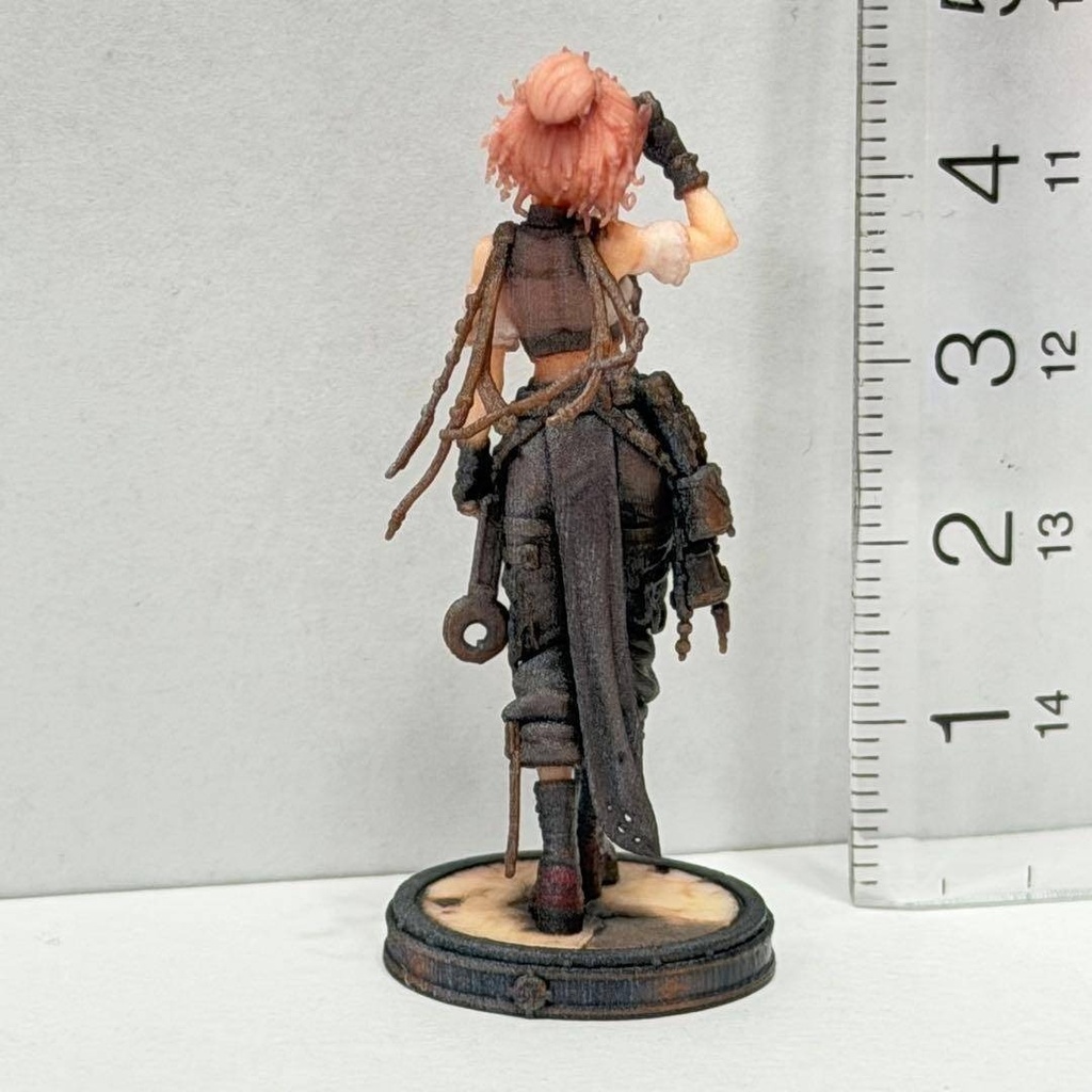 1/35 異世界の女の子 フィギュア 完成品 ミニチュア ミニチュアイメージ ジオラマ