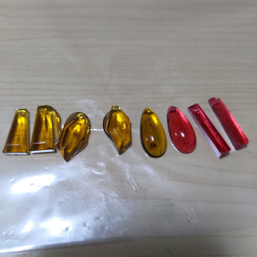 アクセサリーパーツ