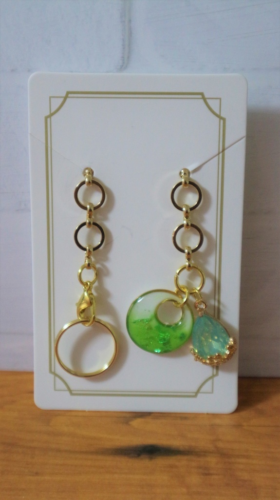 【レジン】レンズキャップ落下防止ストラップ