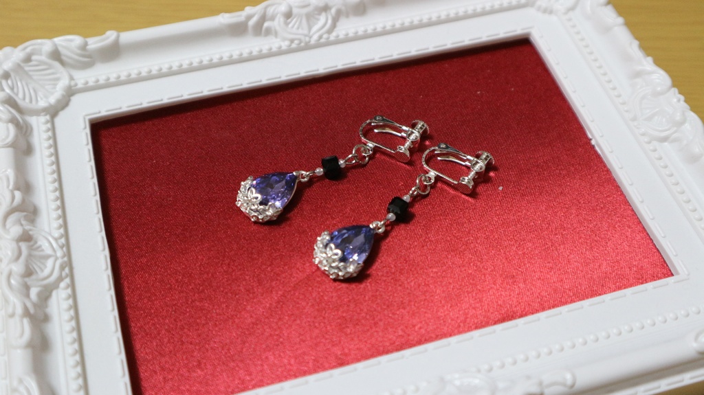 【創作】しずく型イヤリング【濃紫】