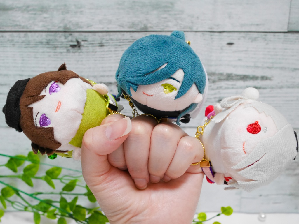 もちマスが自立する&手の甲に簡単に乗るリボンハーネス(リングつき)