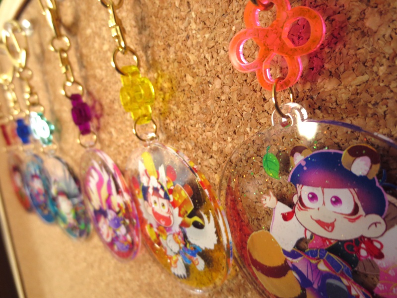 ◆へそウォ妖怪松✕透明三日月◆アクリルキーホルダー