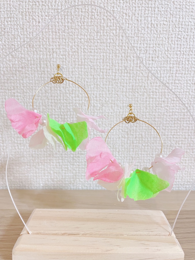 鬼滅の刃 ピアス ~甘露寺蜜璃~